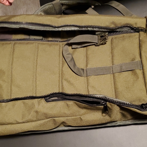 Valley Forge Tactical back pack - Picture 8 of 12